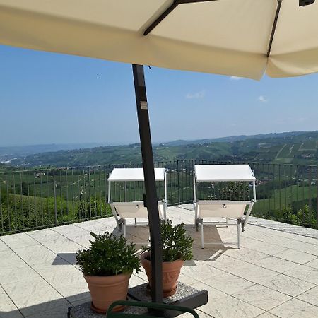 Agriturismo Cascina Rabalot Diano d'Alba Bagian luar foto